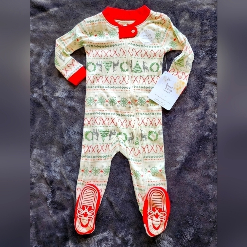 New baby Burt's Bees snug-fit Christmas Organic Cotton footed pajama size 3/6 mn